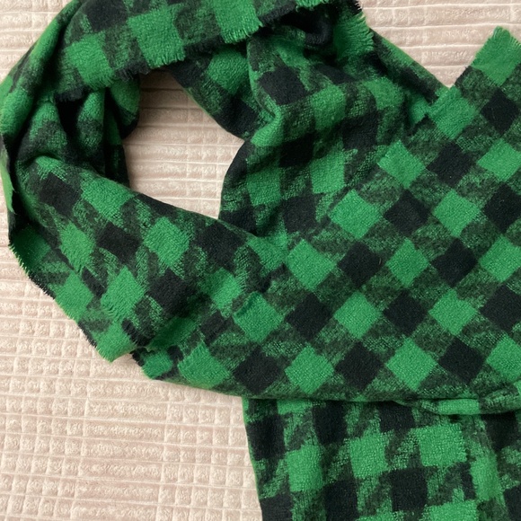 Holiday Scarf - Picture 3 of 6